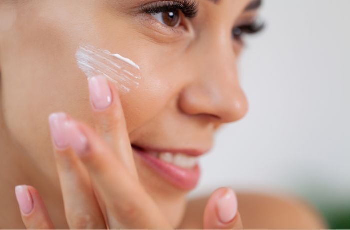 Kenapa Tekstur Produk Bisa Mengubah Cara Orang Memakai Skincare?